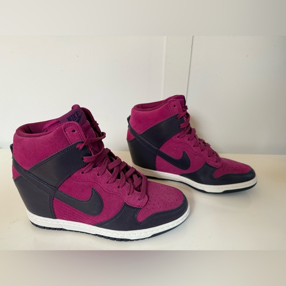 Nike Dunk Sky Hi Limited Edition - Picture 5 of 5